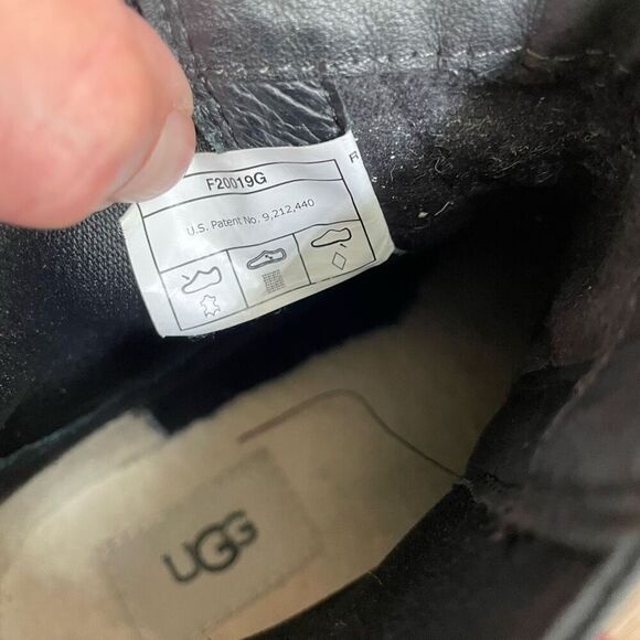 UGG Arleta Black Leather Wedge Boot Booties $180 8.5 - Picture 7 of 11